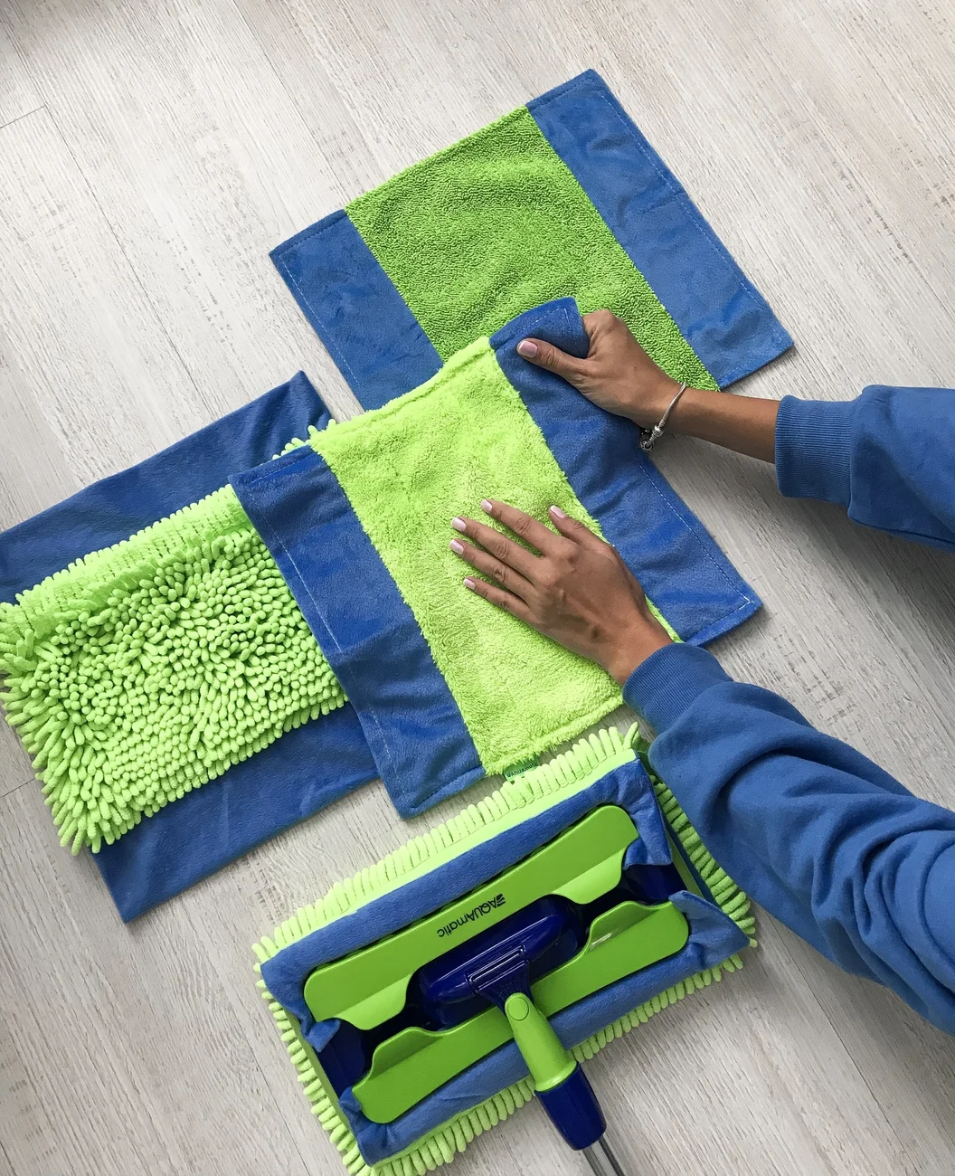 AQUAmatic MOP Universal mop with two attachments for house cleaning